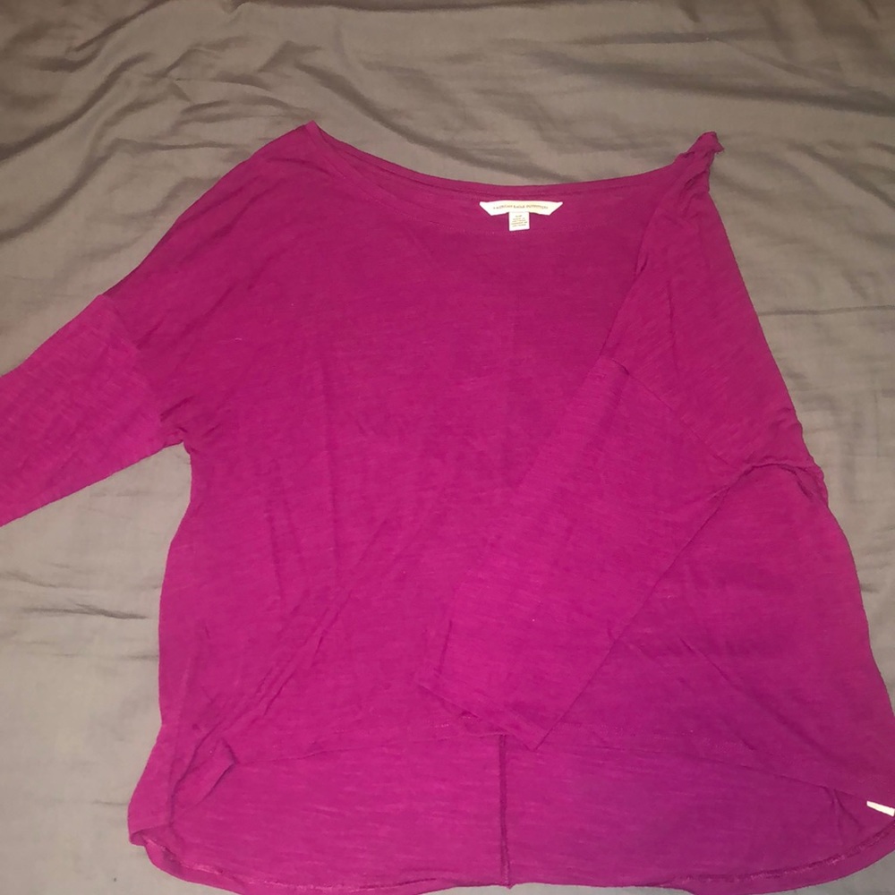 High low, three quarter sleeve shirt